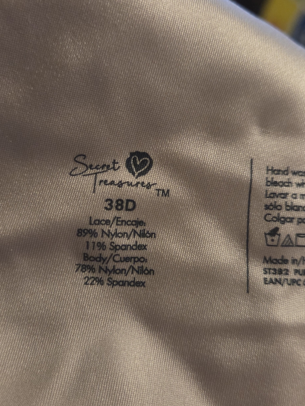 Bras label - Picture 2 of 2